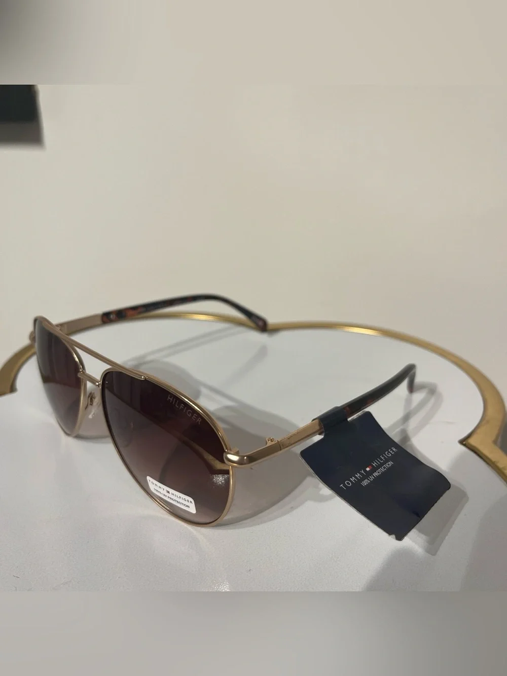 Tommy Hilfiger Aviator Sunglasses NWT Tortoise shell color